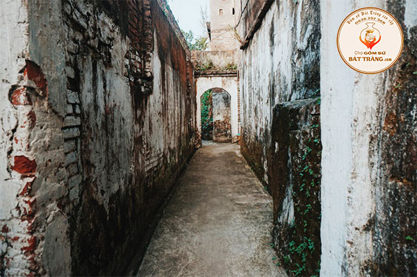 Làng gốm Bát Tràng ở đâu? Du lịch Bát Tràng thế nào? Làng cổ Bát Tràng