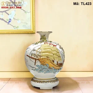 Bình Hút Lộc Thuận Buồm Xuôi Gió Trắng Đắp Nổi Vẽ Vàng - Mã TL423