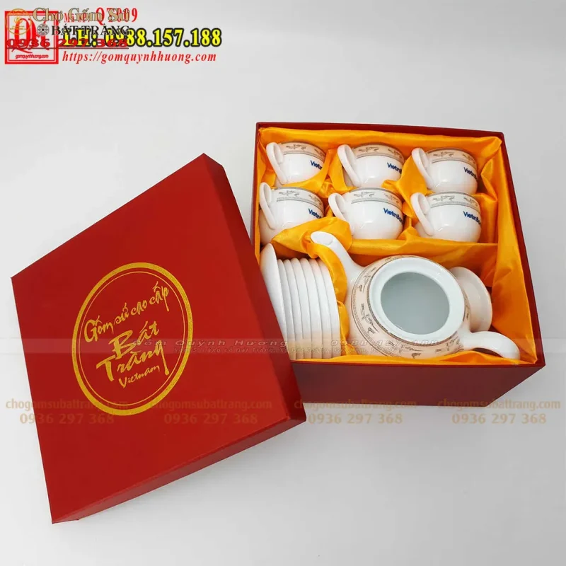 Chọn ấm chén làm quà tặng sao cho đẹp và thiết thực Chọn ấm chén làm quà tặng sao cho đẹp và thiết thực - Ảnh 2