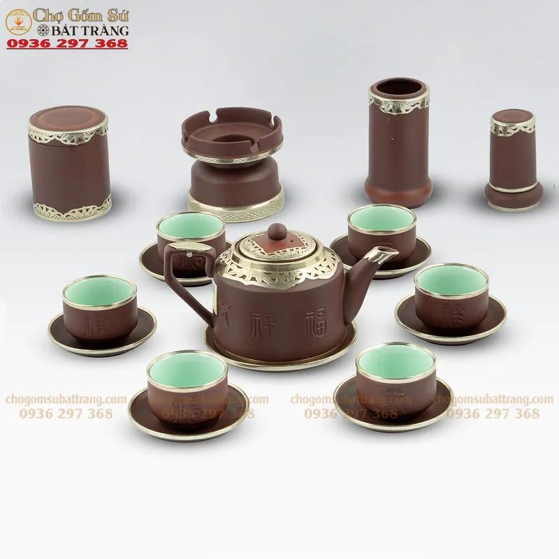 Bộ ấm chén uống trà kèm khay giúp sắp xếp dụng cụ thưởng trà gọn gàng