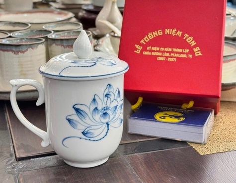 Quà Tặng Phật Đản Ý Nghĩa – Gợi Ý Những Món Quà Gốm Sứ Tri Ân Phật Tử Quà tặng ý nghĩa cho ngày phật đản